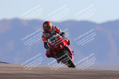 media/Nov-06-2023-Moto Forza (Mon) [[ce023d0744]]/3-Intermediate Group/Session 5 (Turn 9)/